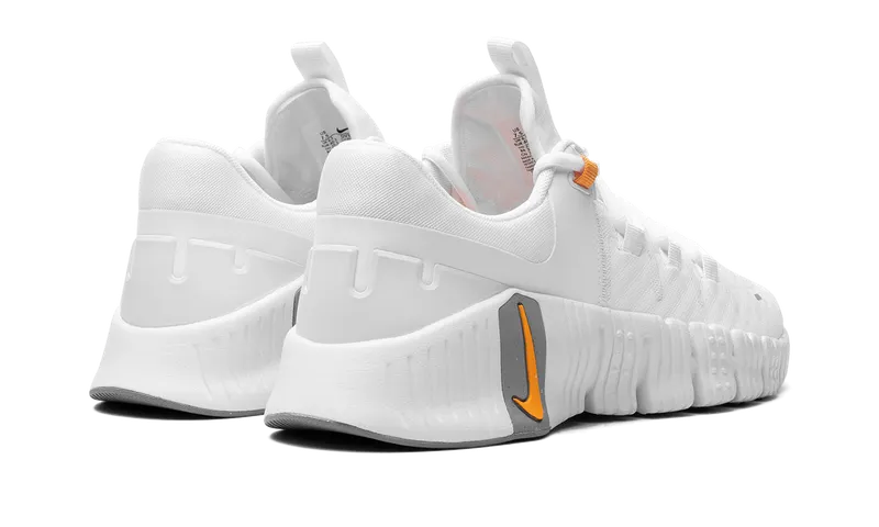 Nike Free Metcon 5 “White Football Grey” (DV3949-102)