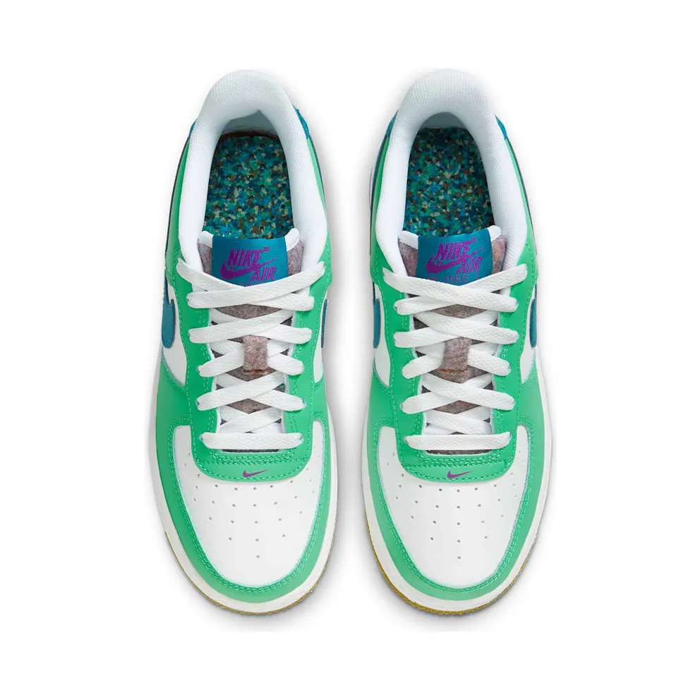 Nike Air Force 1 Low GS “Play” (FJ4613-100)