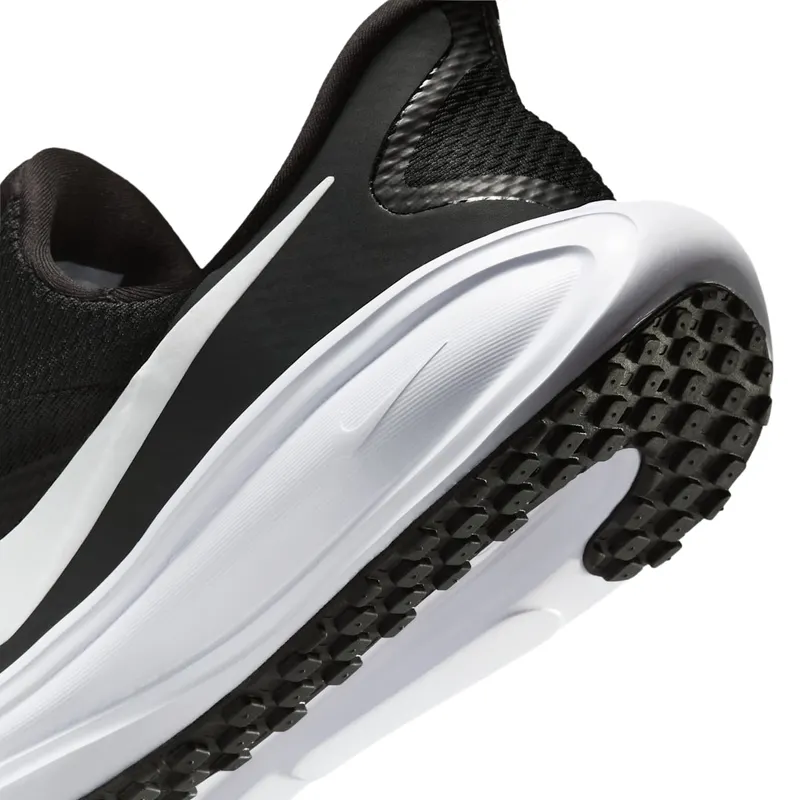 nike-revolution HQ2415-001