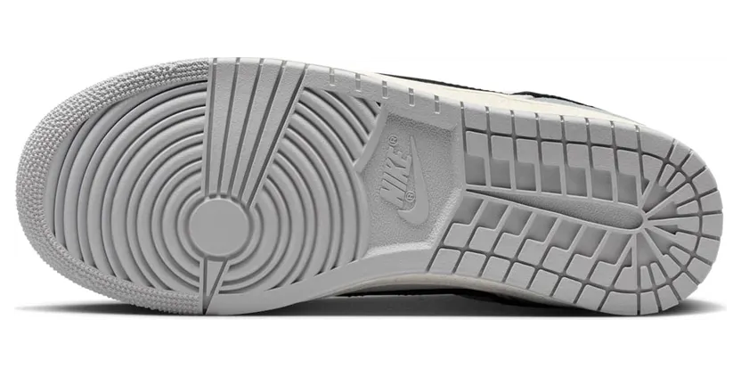 air-jordan-sky IQ0704-101