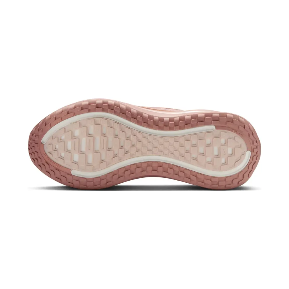 Nike Vomero Plus “Particle Pink / Rose Gold” (HV8154-601)
