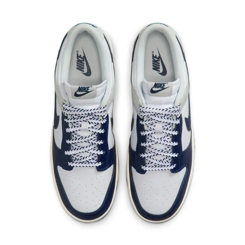 Nike Dunk Low “New York Yankees” (IM2222-101)