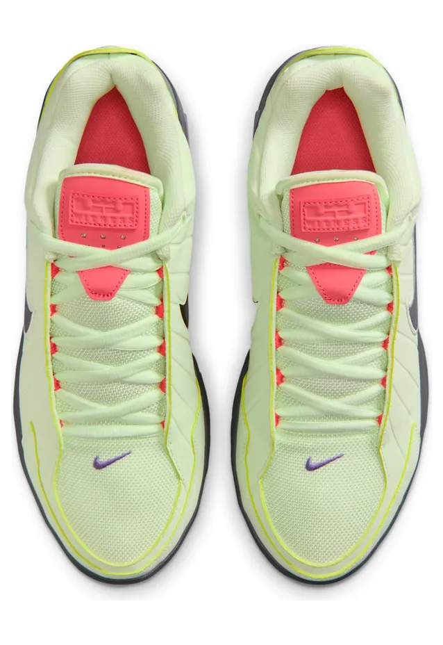 lebron-witness-9 HQ8034-701