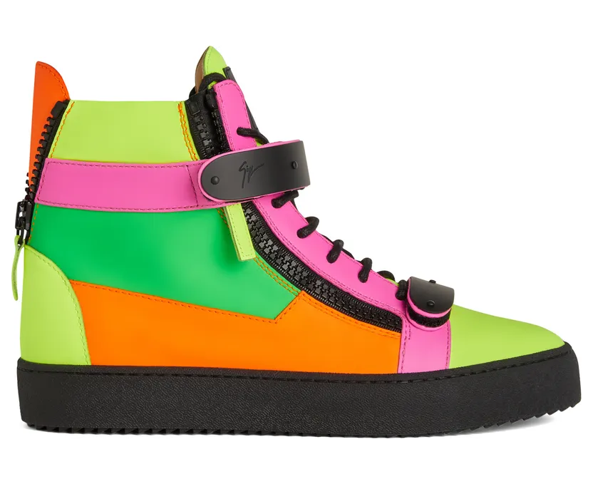 Giuseppe Zanotti Sneakers montantes confectionnées en cuir fluo multicolore avec lacets en coton noir, dotées d’un détail signature » en métal caoutchouté noir sur la languette et de fermetures à glissière noires sur les côtés de la tige. la semelle en caoutchouc noir off (RU20068001)
