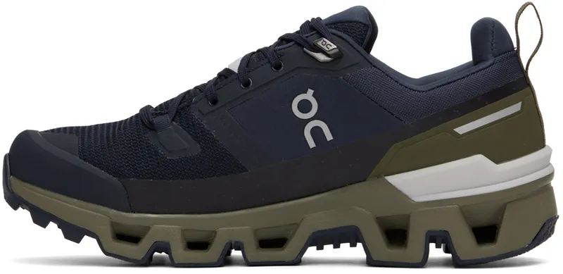 On Navy Waterproof Cloudwander Sneakers (73.98604)