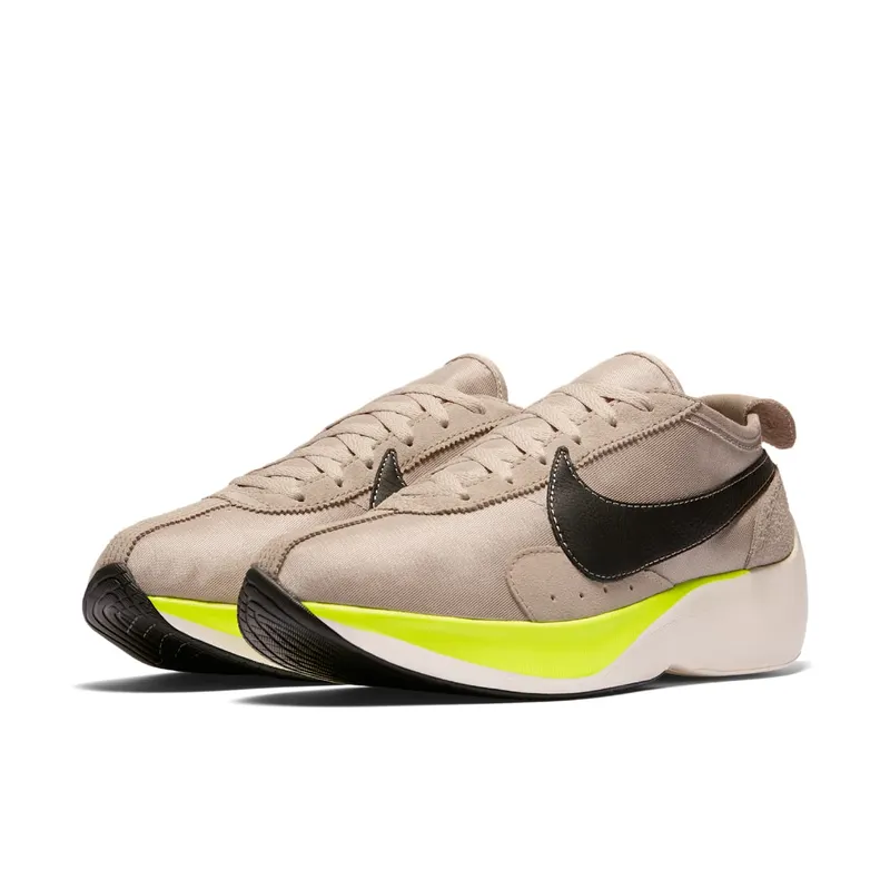 Nike Moon Racer String String/Black-Sail-Volt (AQ4121-200)
