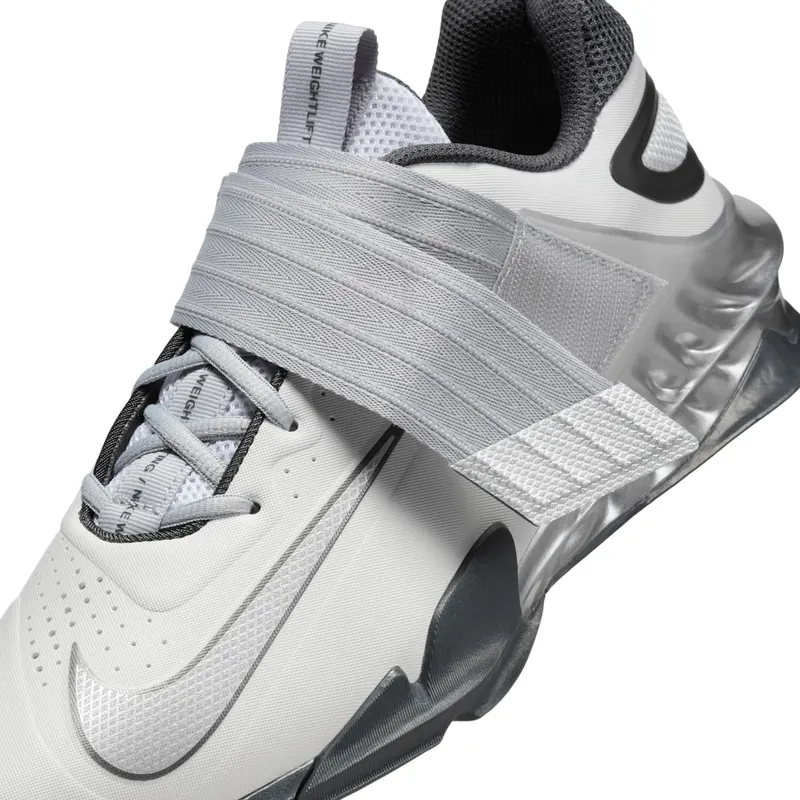 Nike Savaleos SE Photon Dust (FZ8664-001)