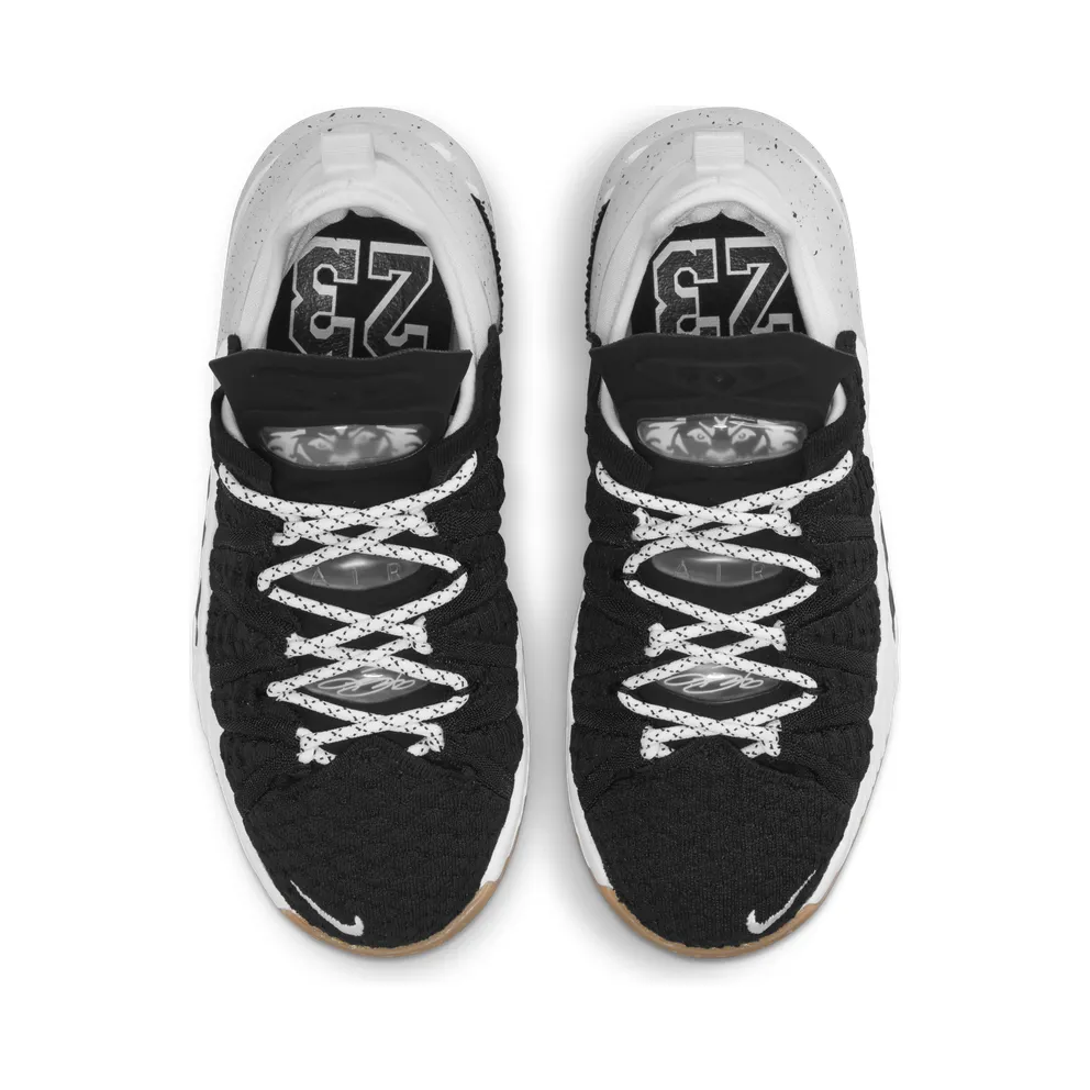 LeBron 18 voor kids Black (CW2760-007)