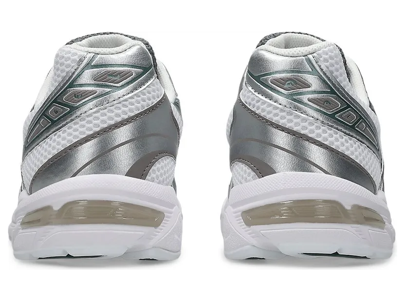 Asics Gel-1130 “Forest Night”: de donkerste move van het seizoen (5)