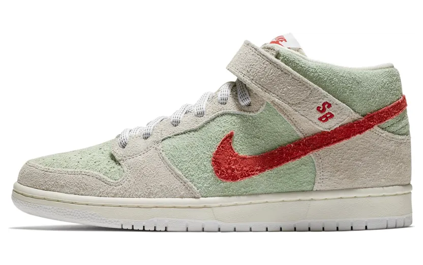 Nike SB Dunk Mid White Widow