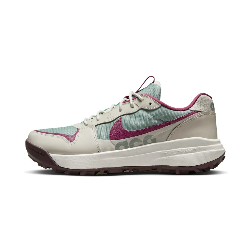 Nike ACG Lowcate “Mica Green Rosewood Light Bone” (DX2256-300)