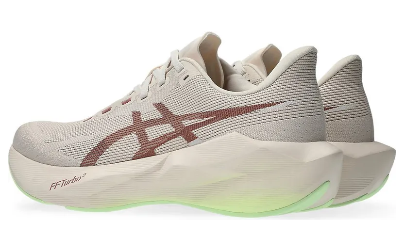 asics-novablast 1012C008-700
