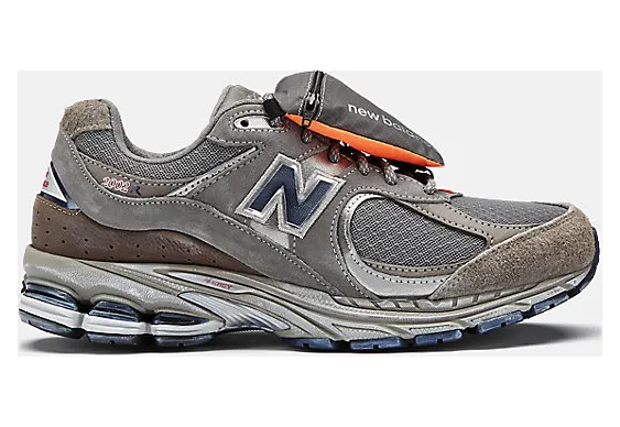 New Balance 2002R M2002RVA