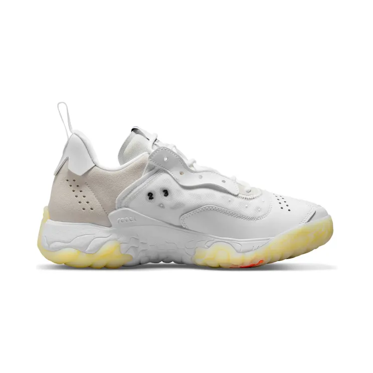 air-jordan-delta CV8121-102