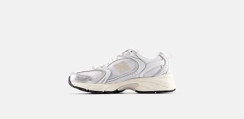 New Balance 530 “Silver Metallic / Linen” (U530ESB)