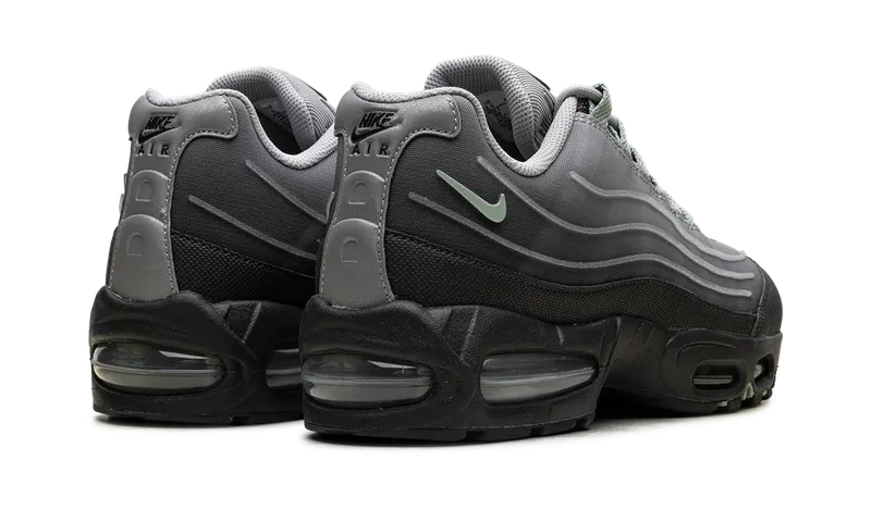 Nike Air Max 95 “Big Bubble Tech Medium Ash Grey Steam” (IH7853-200)