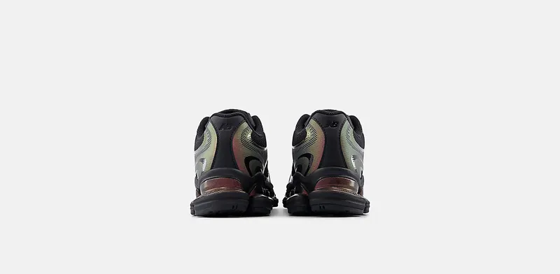 New Balance Abzorb 2000 “Black / Iridescent” (U2000PPB)