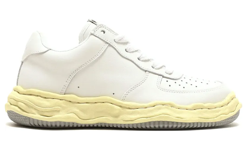 Mihara Yasuhiro Wayne Leather Low White Cream Sole (A09FW730-WHITE)