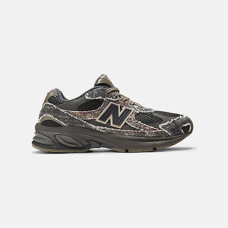 New Balance 2010 “Joe Freshgoods – Hand-Me-Downs” (U2010JF1)