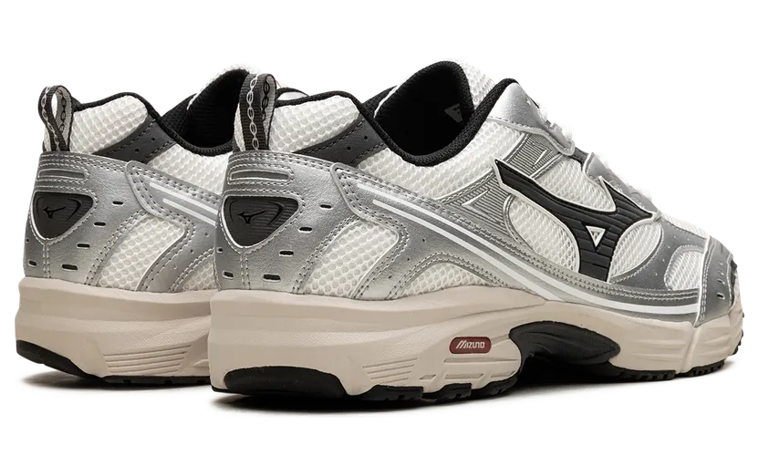 Mizuno MXR OG “Snow White / Magnet Silver”: der Sleeper von jetzt (2)