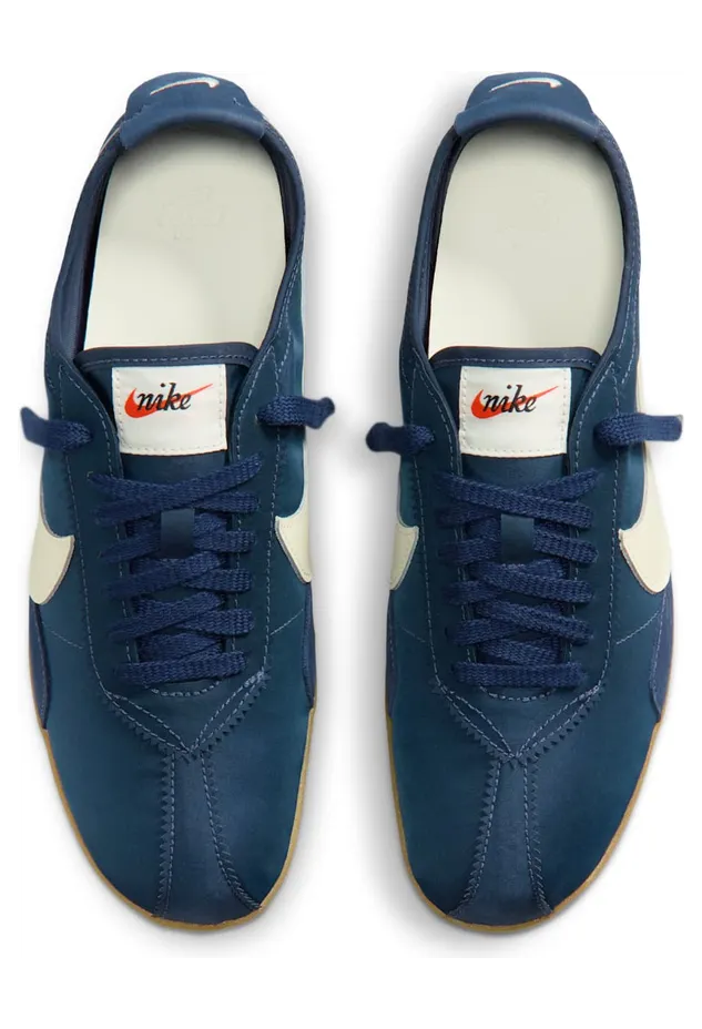 nike-moon-shoe IW0955-400