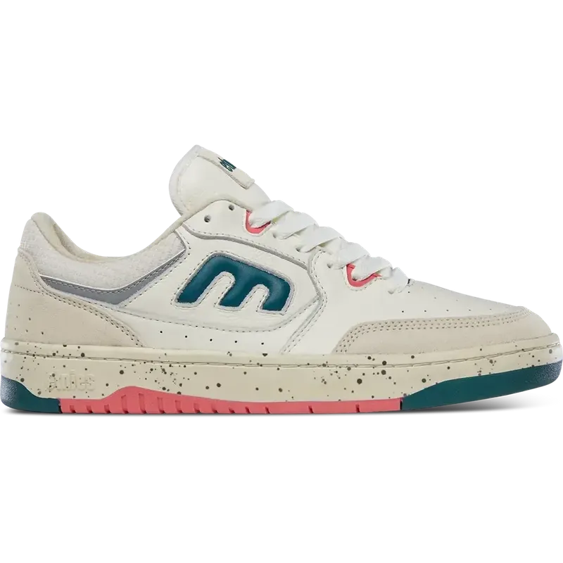 etnies Loot “White / Pink Blue” (4101000584-931)