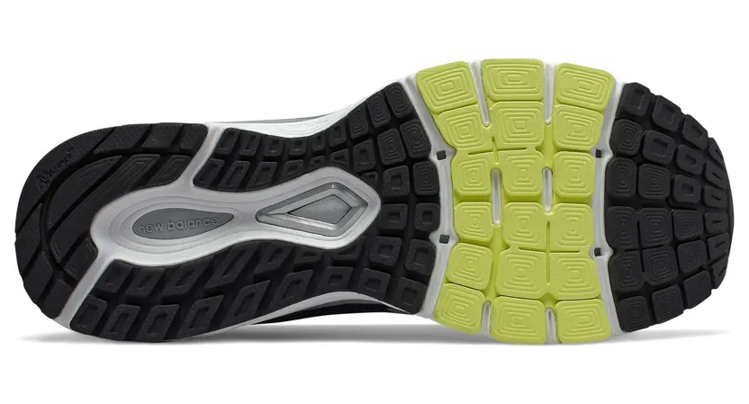 new-balance-sneaker MSOLVCI2