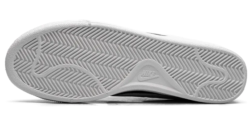 nike-court 749747-010