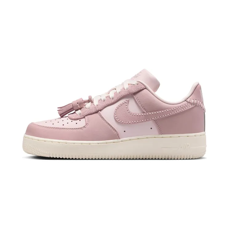 Nike Air Force 1 ’07 (pink oxford / sail) – IB4654-661