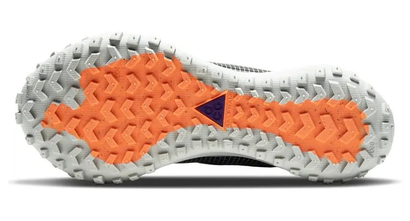 nike-acg CT2904-001