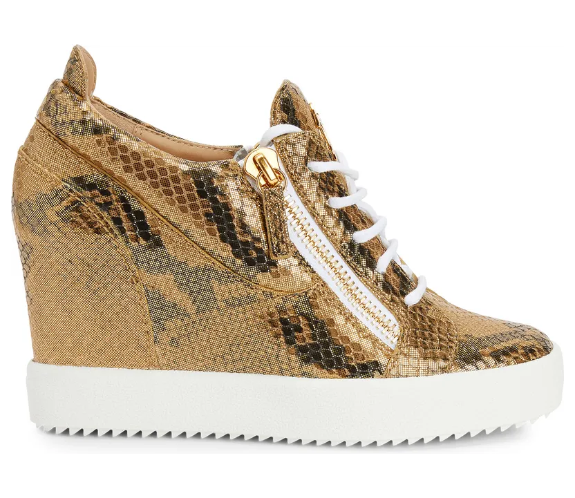 Giuseppe Zanotti Sneakers compensées en cuir lamé noir imprimé reptile avec lacets en coton blanc, dotées de fermetures à glissière latérales en métal doré. la semelle en caoutchouc blanc contrastant avec semelle compensée intérieure complète ce modèle sport-chic. (RW20028001)