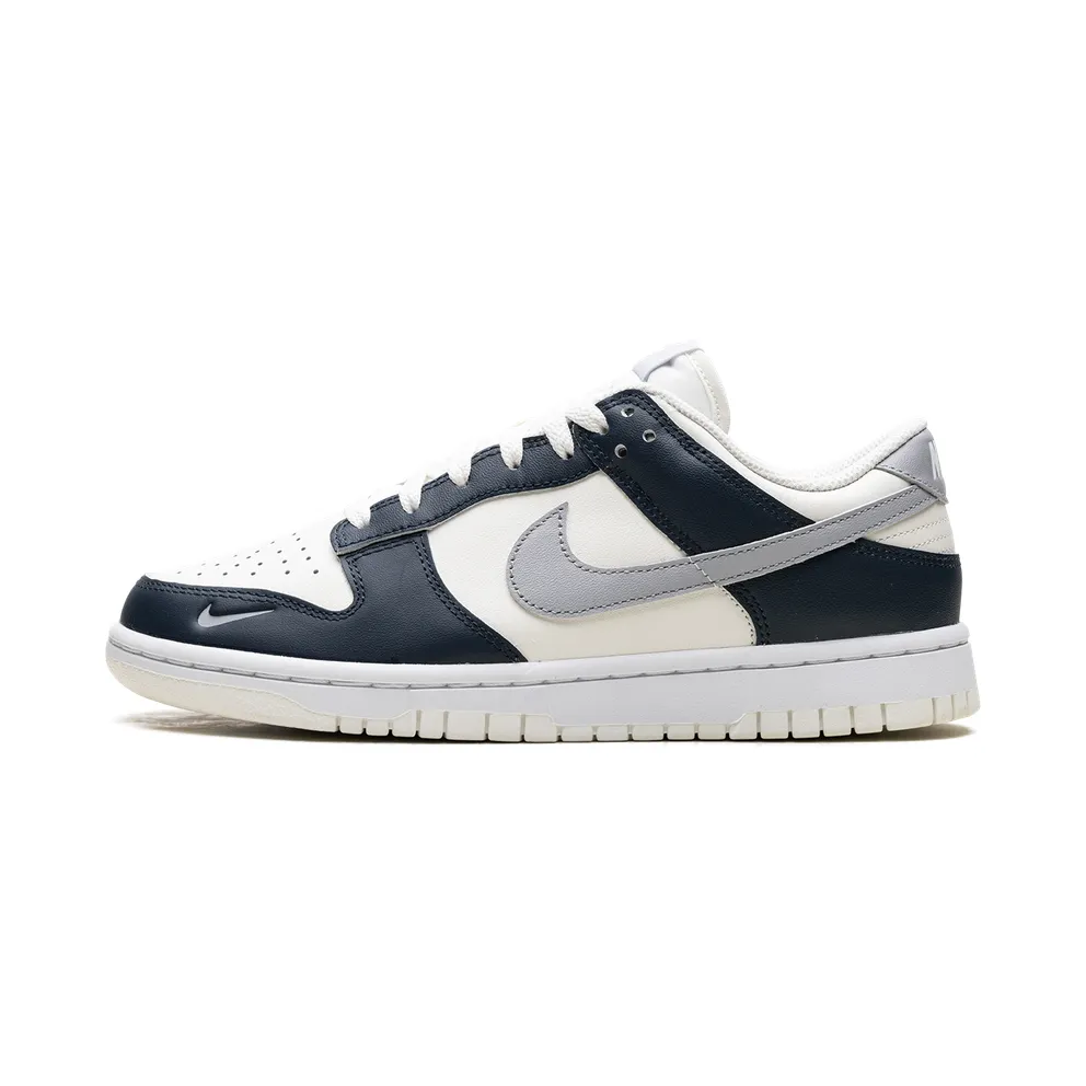 Nike Dunk Low “Armoury Navy” (HV2390-100)