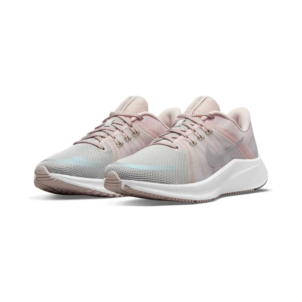 Nike Quest 4 Premium (straat) “Grey Fog / Barely Rose / Pale Coral / Metallic Pewter” (DA8723-002)