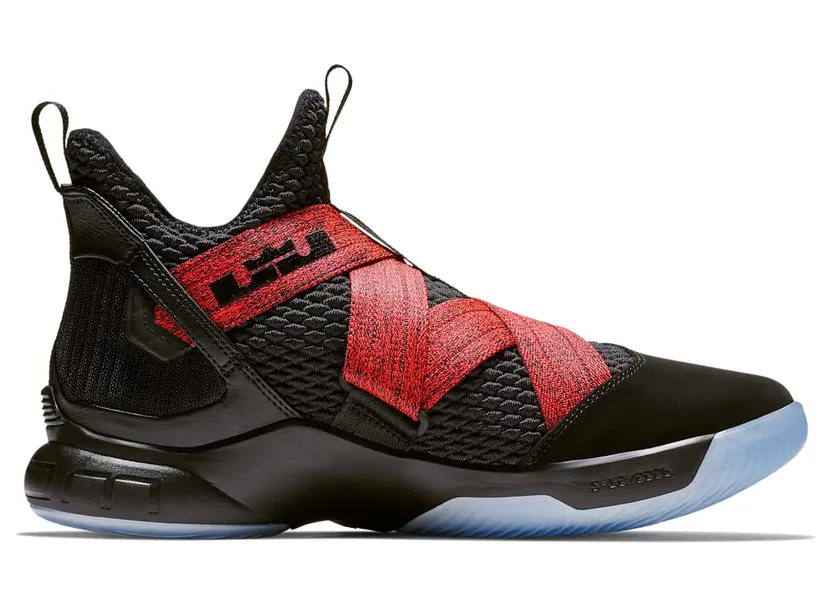 nike-lebron AO2609-003