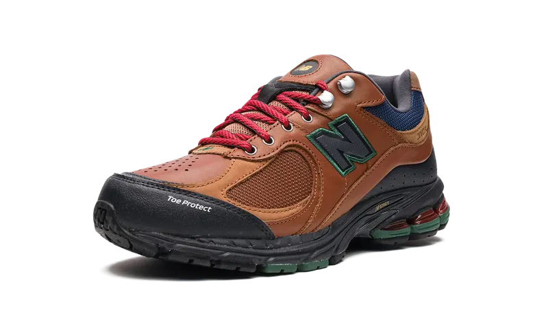 New Balance 2002R “The Hiker” (M2002RWM)