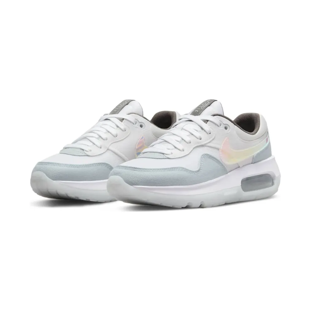 Nike Air Max Motif Older Kids’ White 50% Sustainable Materials (DH9388-101)