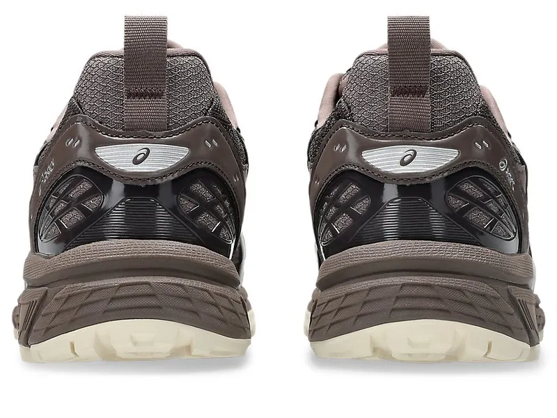 ASICS GEL-NUNOBIKI “Cocoa Powder / Pure Silver” (1203A597-200)