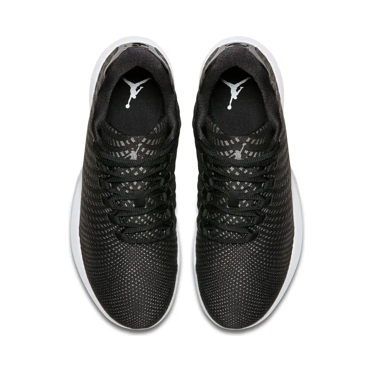 jordan-b-fly 881444-011