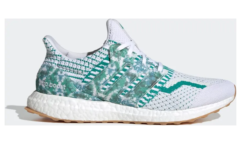 adidas Ultraboost DNA 5.0 Laufschuh Cloud White / Cloud White / Cloud White (GY3194)