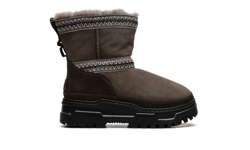 Ugg CLASSIC MINI TRAILGAZER BOOT “Hickory” (1158322-HCK)
