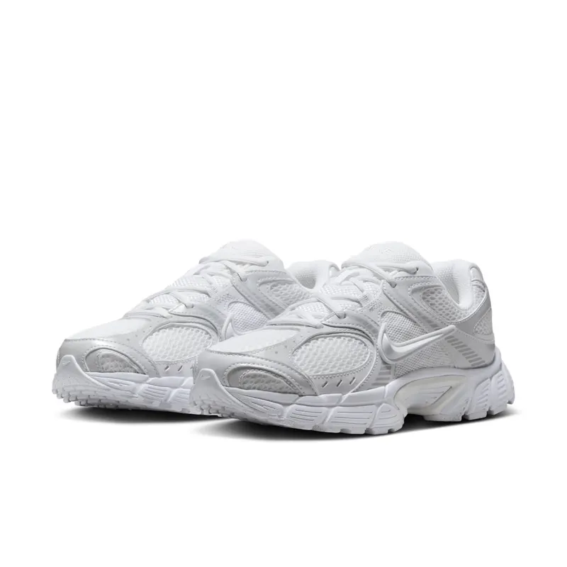 Nike V5 RNR “White Black Metallic Silver” (HQ7901-101)