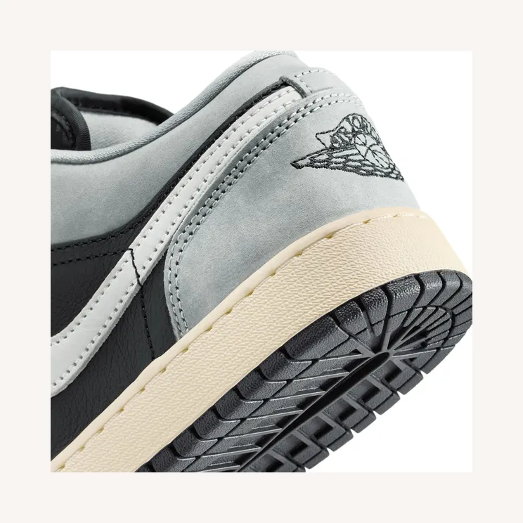 air-jordan-1 HQ2021-012
