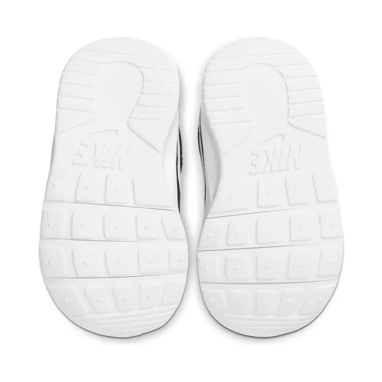 nike-tanjun 818383-011