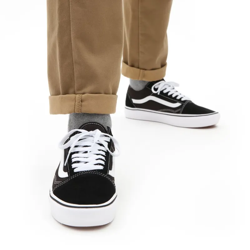 Vans ComfyCush Old Skool (Classic) Black / True White (VN0A3WMAVNE1)