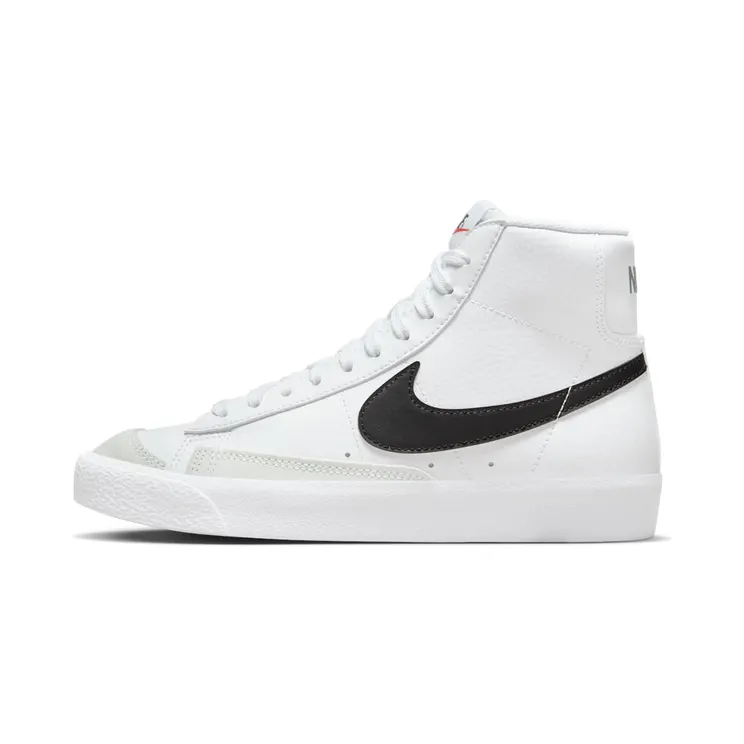 Nike Blazer Mid ’77 “White / Total Orange / Black” (DA4086-100)