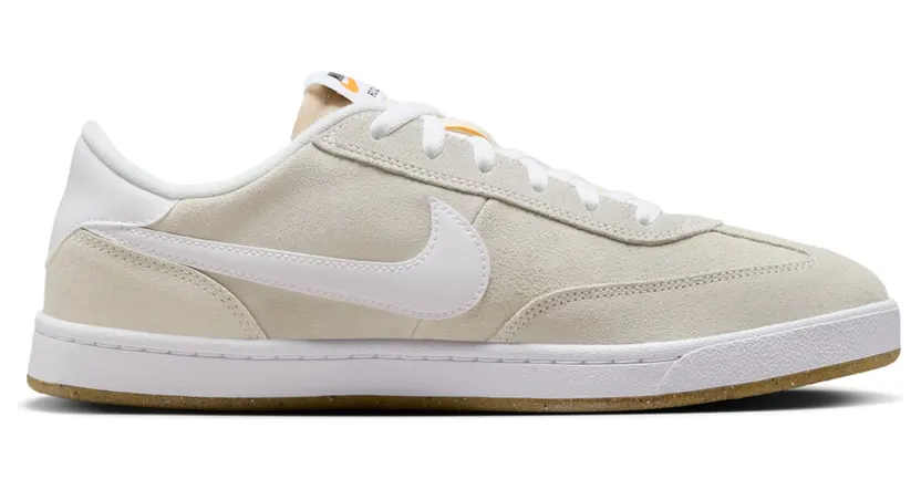 nike-sneaker 909096-111