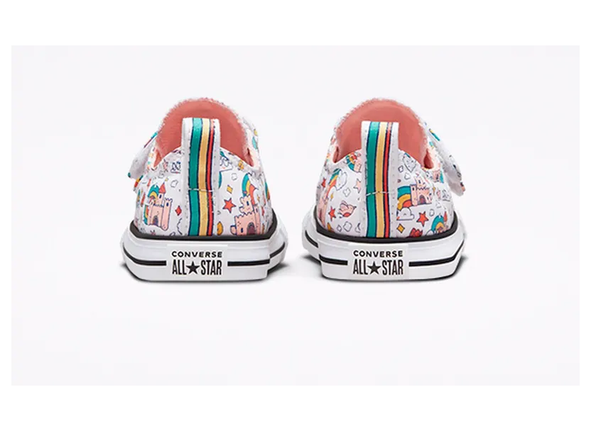 converse-sneaker 772945C