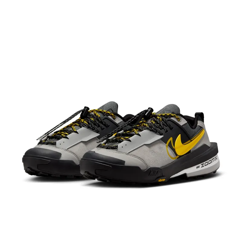 Nike Zegamadome SP “sacai – Matte Silver Yellow” (HQ8618-002)