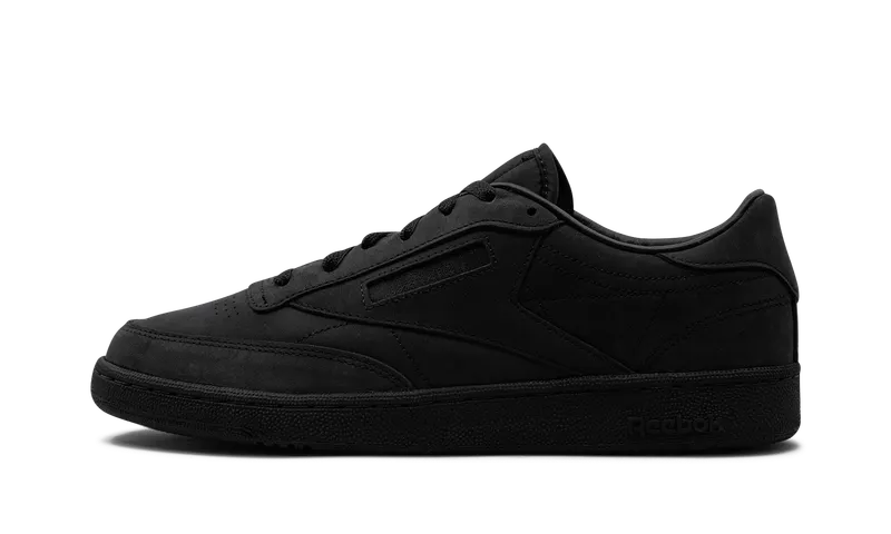 Reebok CLUB C 85 “JJJJound – Triple Black” (IG8240)