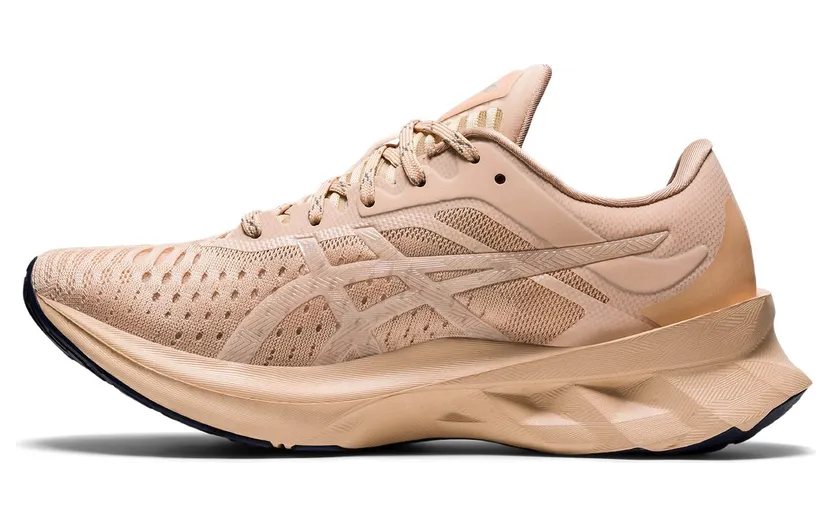 asics-novablast 1202A131-700